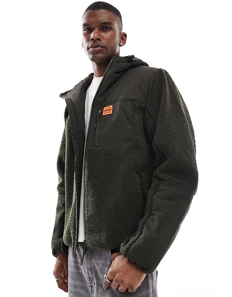 Superdry Hood Expedition Borg Hybrid In Surplus Goods Olive Green For Men 7 Superdry Hood Expedition Borg Hybrid In Surplus Goods Olive Green For Men - Image 5