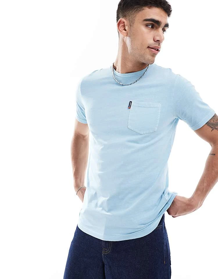 Superdry Classic Essential Pocket T-shirt In Washed Sunset Blue For Men 3 Superdry Classic Essential Pocket T-shirt In Washed Sunset Blue For Men